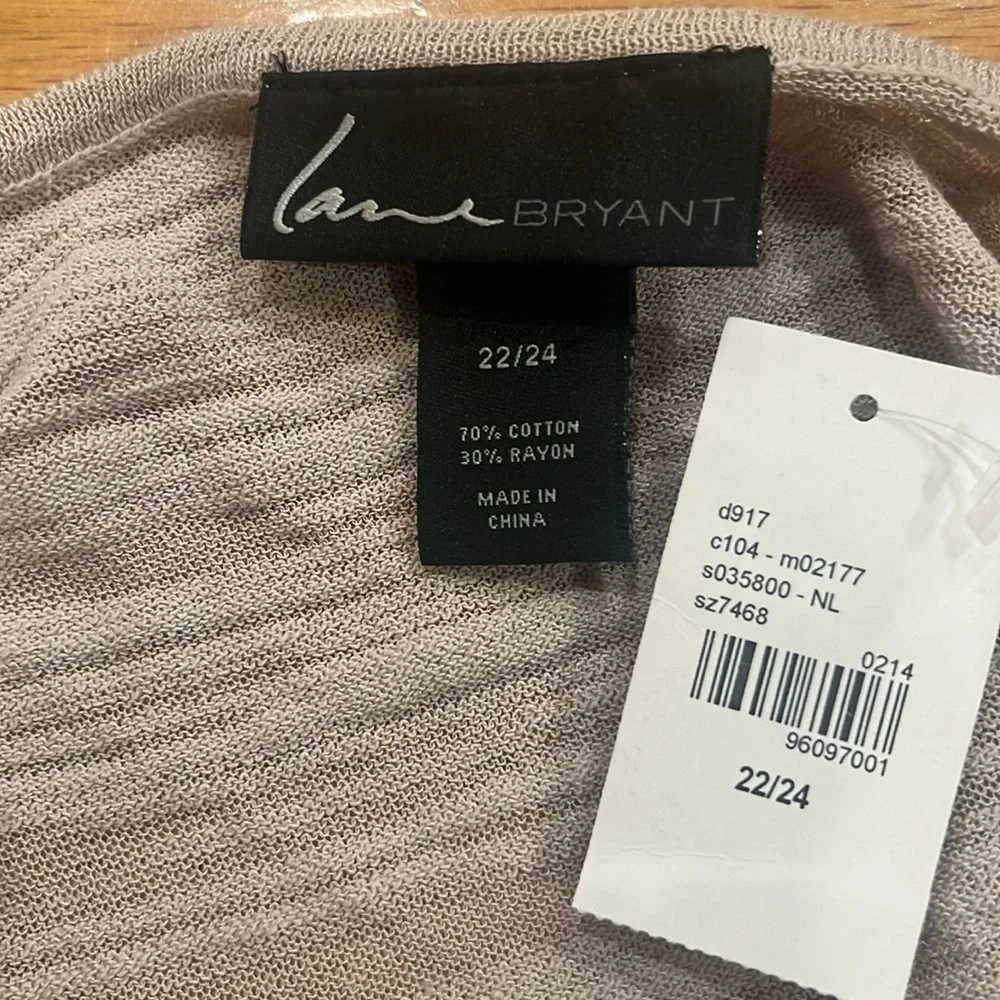 NWT Lane Bryant women’s sheer vneck long sleeve top size 22/24 .
